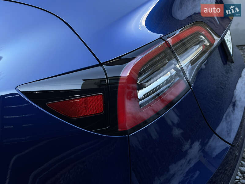 Позашляховик / Кросовер Tesla Model Y 2023 в Львові фото 33 Позашляховик / Кросовер Tesla Model Y 2023 в Львові