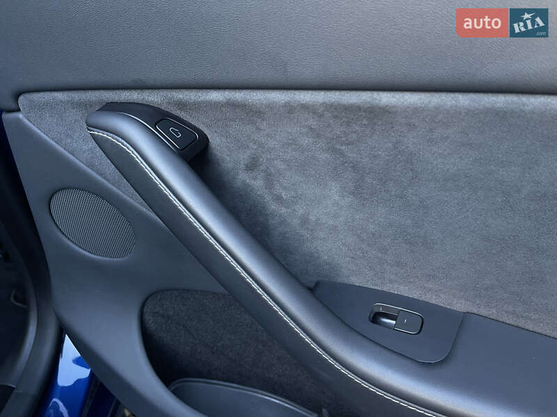 Позашляховик / Кросовер Tesla Model Y 2023 в Львові фото 35 Позашляховик / Кросовер Tesla Model Y 2023 в Львові