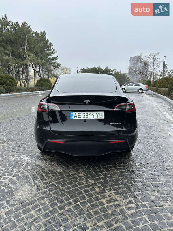 Внедорожник / Кроссовер Tesla Model Y 2022 в Днепре