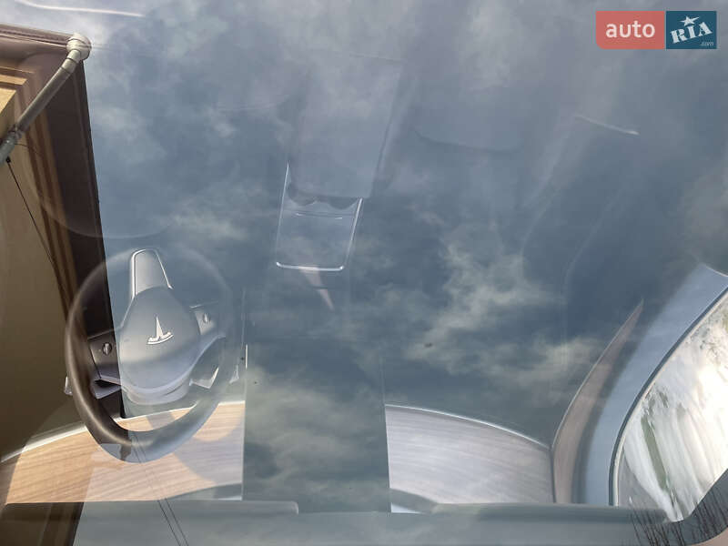 Позашляховик / Кросовер Tesla Model Y 2024 в Івано-Франківську фото 15 Позашляховик / Кросовер Tesla Model Y 2024 в Івано-Франківську