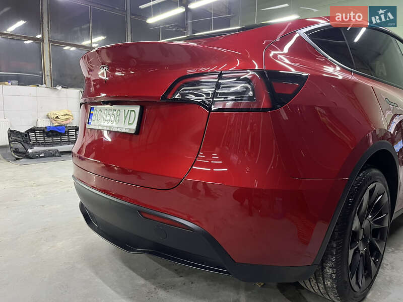 Позашляховик / Кросовер Tesla Model Y 2023 в Львові