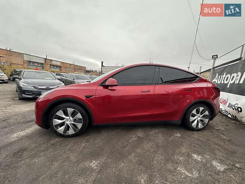 Позашляховик / Кросовер Tesla Model Y 2023 в Запоріжжі фото 4 Позашляховик / Кросовер Tesla Model Y 2023 в Запоріжжі