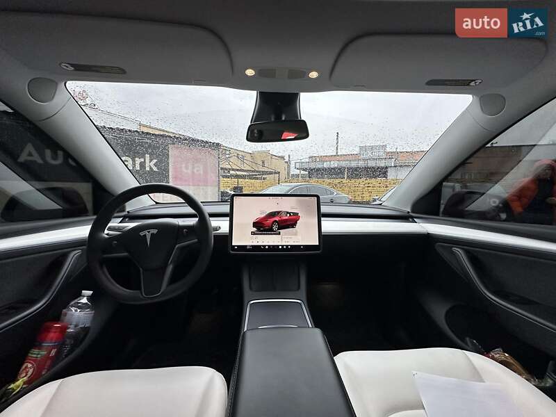 Позашляховик / Кросовер Tesla Model Y 2023 в Запоріжжі фото 26 Позашляховик / Кросовер Tesla Model Y 2023 в Запоріжжі