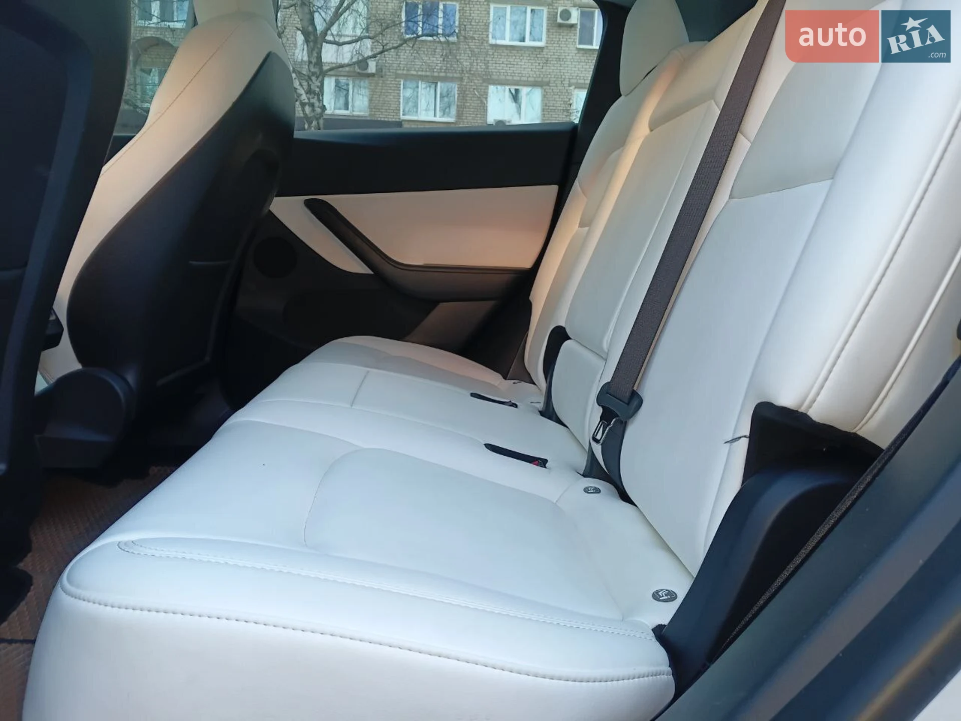 2021 Tesla Model Y - мініатюра 17