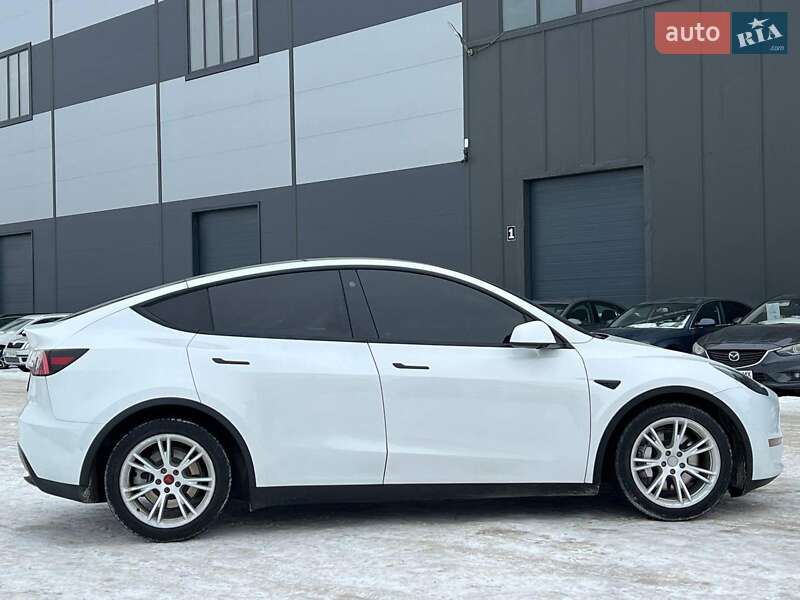 Позашляховик / Кросовер Tesla Model Y 2020 в Львові