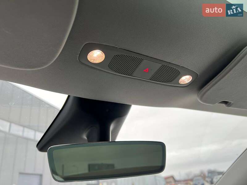 Позашляховик / Кросовер Tesla Model Y 2020 в Львові