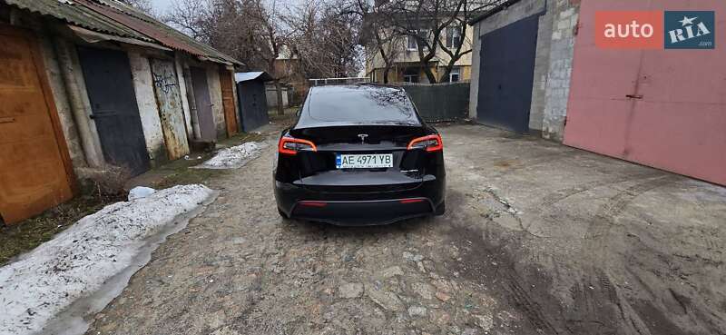 Позашляховик / Кросовер Tesla Model Y 2023 в Дніпрі фото 11 Позашляховик / Кросовер Tesla Model Y 2023 в Дніпрі