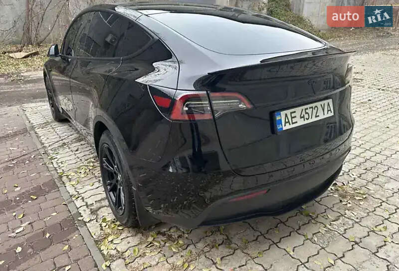 Позашляховик / Кросовер Tesla Model Y 2022 в Львові