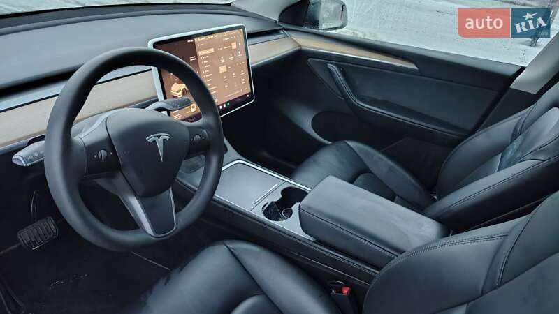 Позашляховик / Кросовер Tesla Model Y 2023 в Білій Церкві