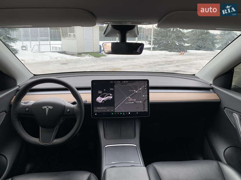 Позашляховик / Кросовер Tesla Model Y 2021 в Києві