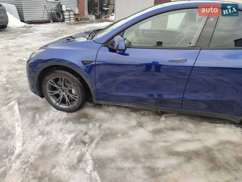 Внедорожник / Кроссовер Tesla Model Y 2024 в Киеве фото 4 Внедорожник / Кроссовер Tesla Model Y 2024 в Киеве