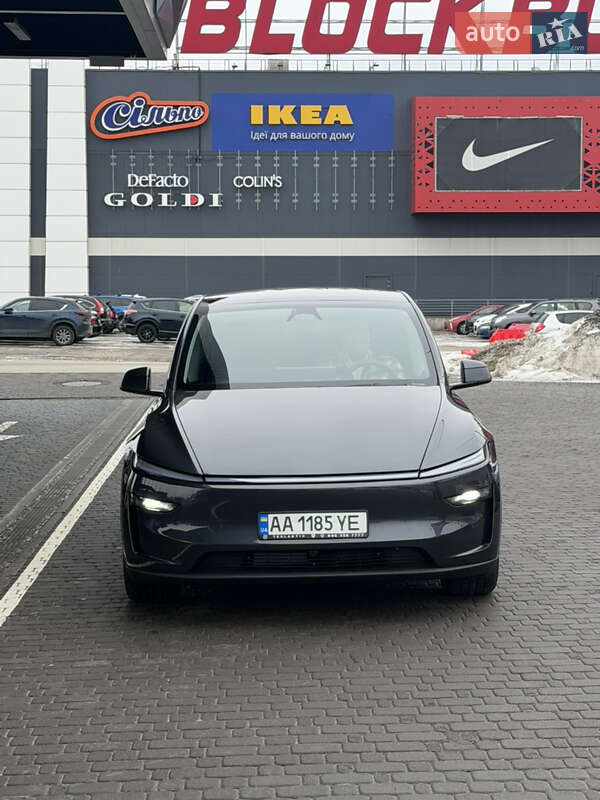 Внедорожник / Кроссовер Tesla Model Y 2025 в Киеве фото 3 Внедорожник / Кроссовер Tesla Model Y 2025 в Киеве