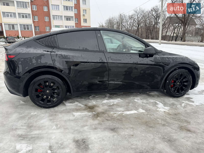 Внедорожник / Кроссовер Tesla Model Y 2021 в Харькове