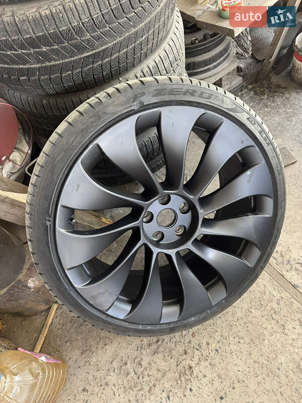 Позашляховик / Кросовер Tesla Model Y 2021 в Бучі