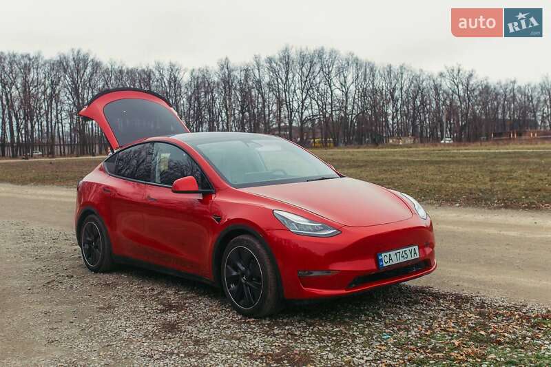 Внедорожник / Кроссовер Tesla Model Y 2020 в Умани