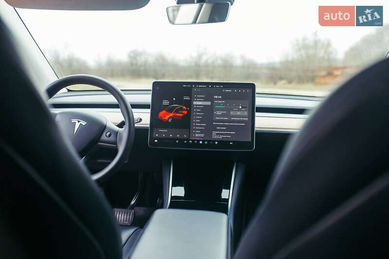 Внедорожник / Кроссовер Tesla Model Y 2020 в Умани