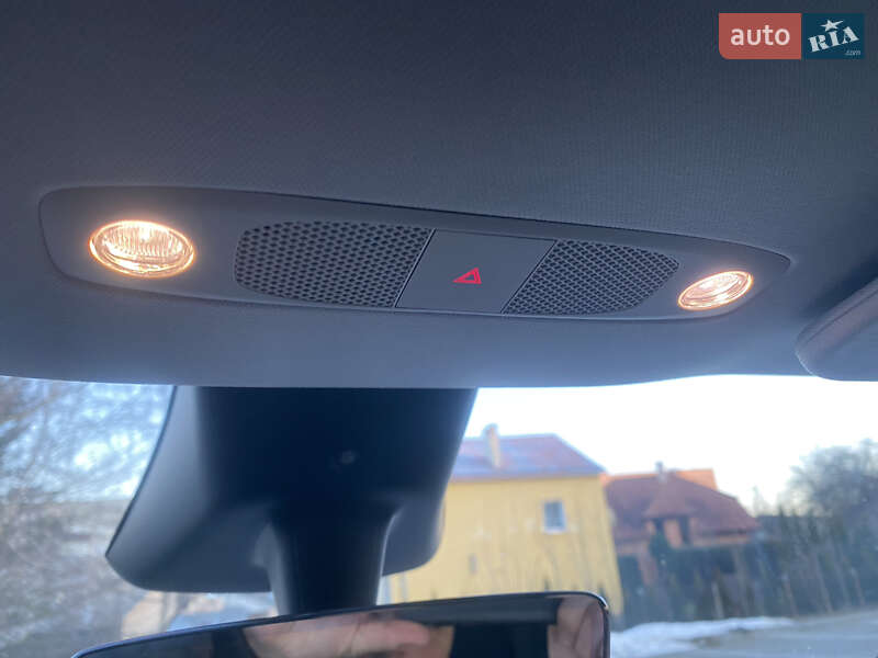 Внедорожник / Кроссовер Tesla Model Y 2023 в Самборе фото 35 Внедорожник / Кроссовер Tesla Model Y 2023 в Самборе