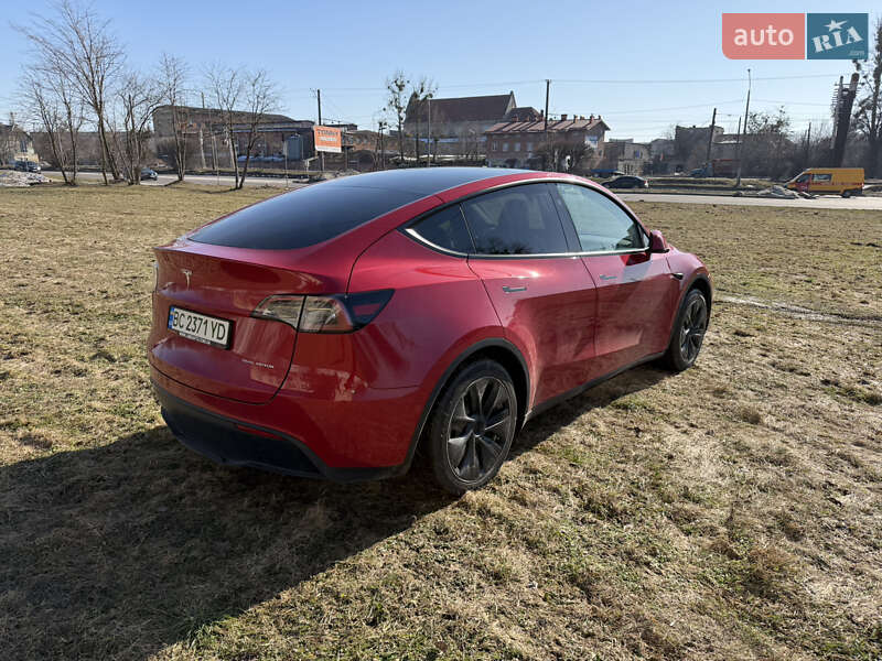 Позашляховик / Кросовер Tesla Model Y 2023 в Львові