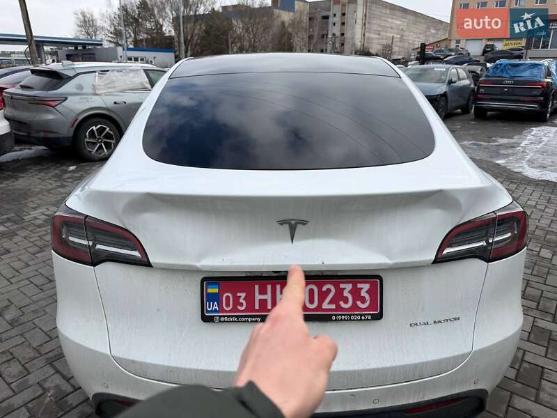 Внедорожник / Кроссовер Tesla Model Y 2021 в Луцке