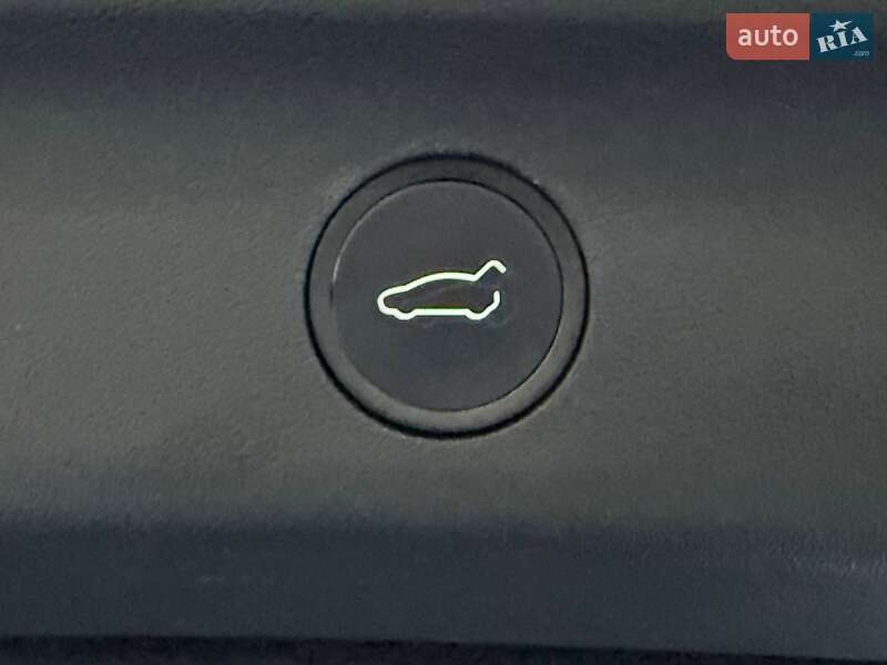 Внедорожник / Кроссовер Tesla Model Y 2022 в Одессе