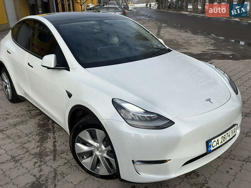 Позашляховик / Кросовер Tesla Model Y 2023 в Черкасах