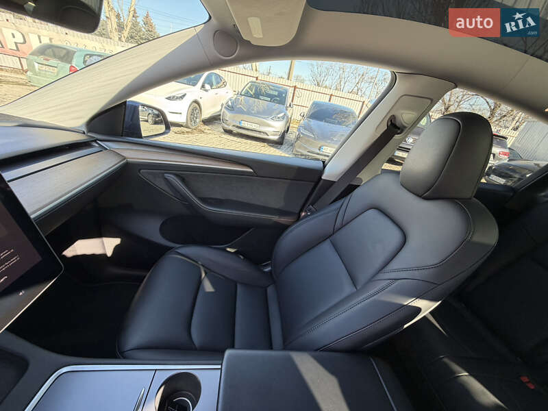 Позашляховик / Кросовер Tesla Model Y 2023 в Дніпрі