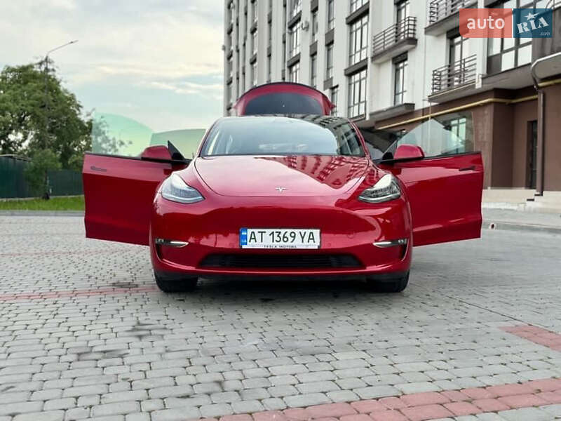 Внедорожник / Кроссовер Tesla Model Y 2021 в Ивано-Франковске