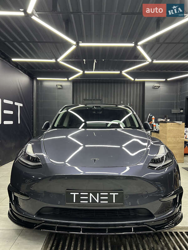 Внедорожник / Кроссовер Tesla Model Y 2022 в Киеве