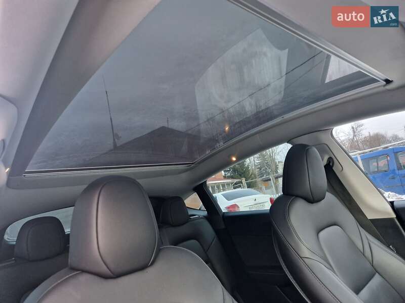 Позашляховик / Кросовер Tesla Model Y 2023 в Тернополі