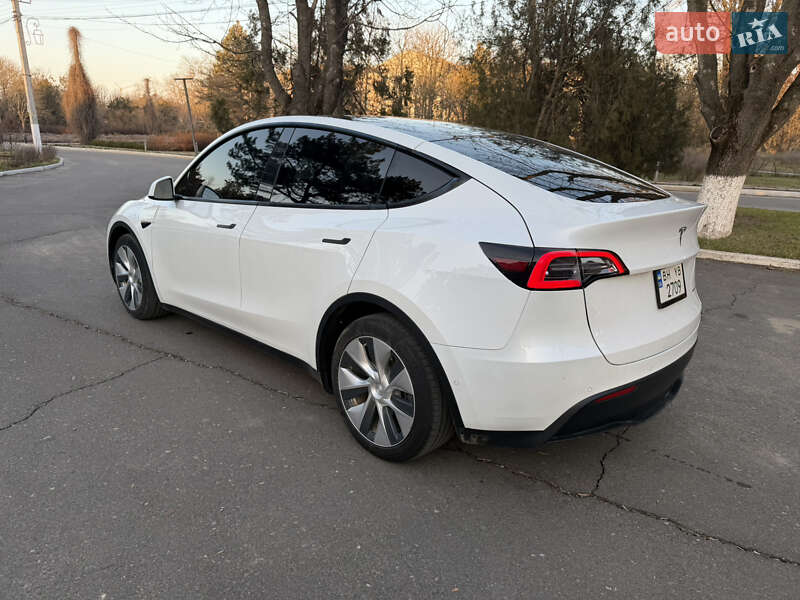 Позашляховик / Кросовер Tesla Model Y 2021 в Одесі