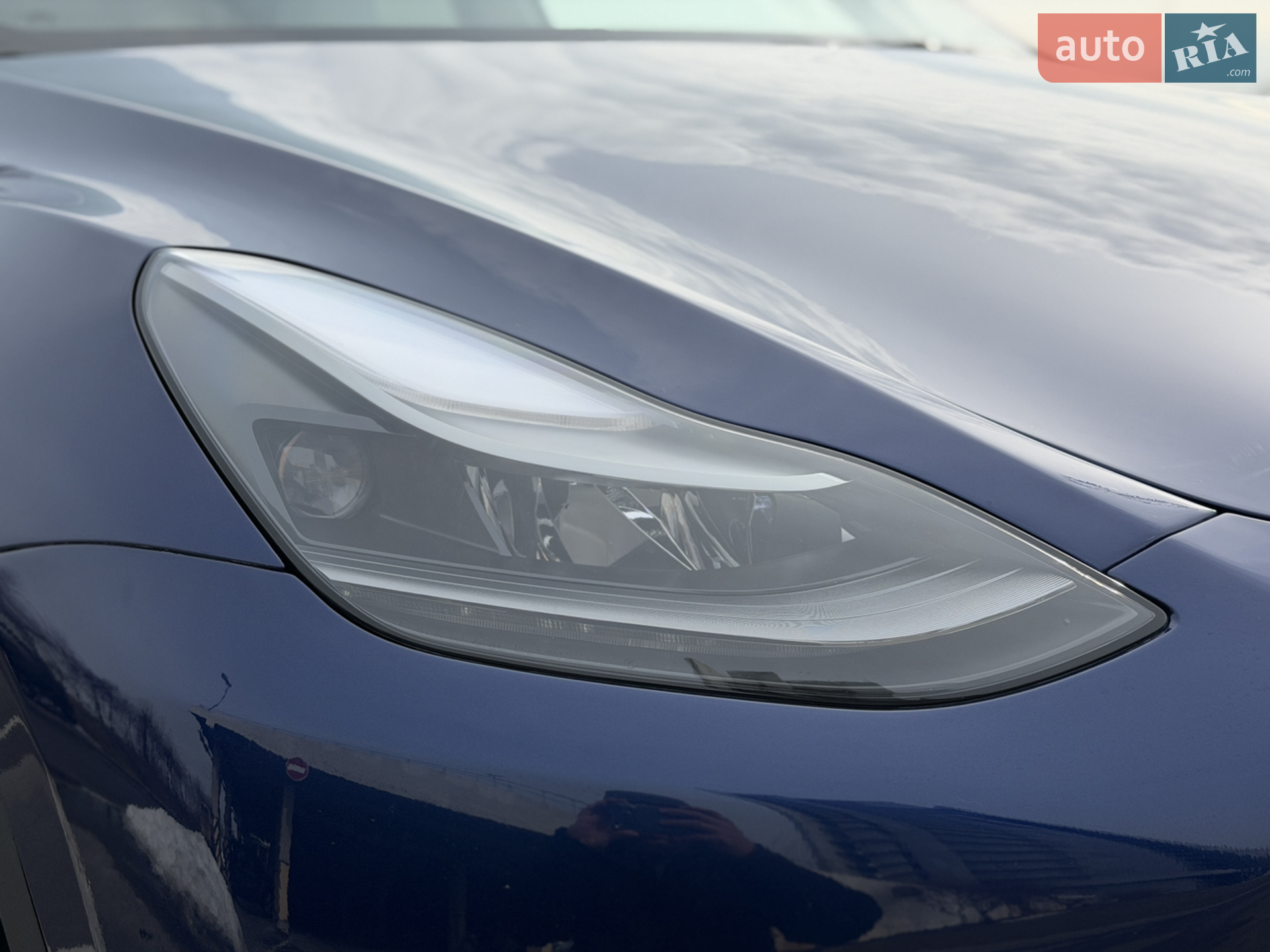 2024 Tesla Model Y - мініатюра 3