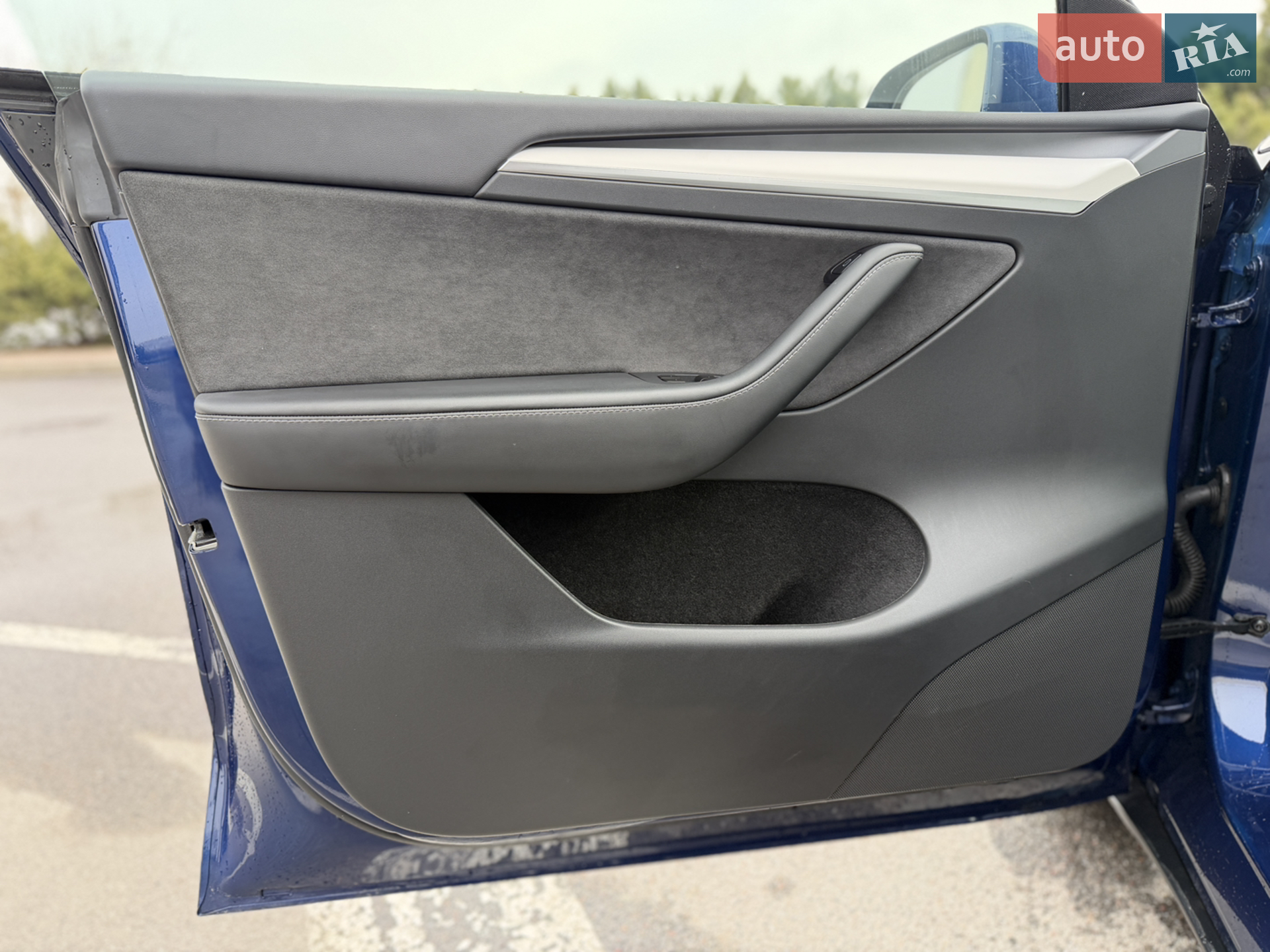 2024 Tesla Model Y - мініатюра 9