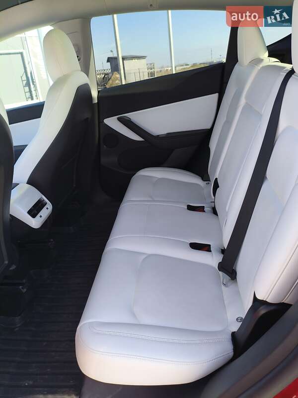 Позашляховик / Кросовер Tesla Model Y 2020 в Одесі