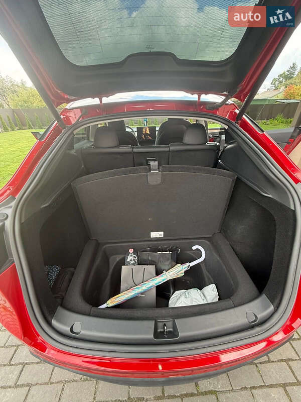 Позашляховик / Кросовер Tesla Model Y 2023 в Львові