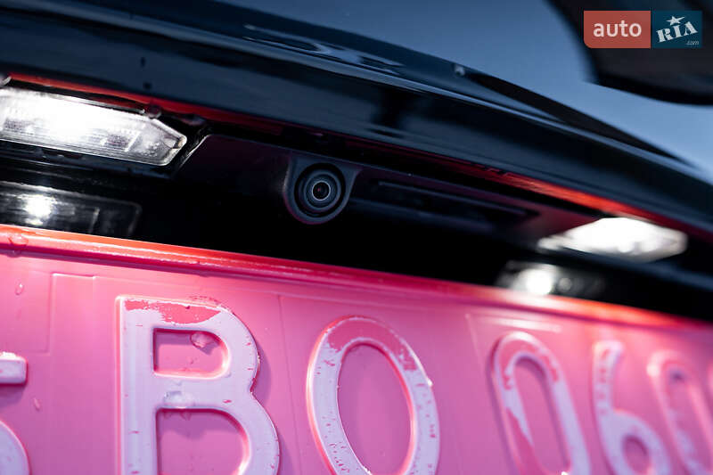 Позашляховик / Кросовер Tesla Model Y 2023 в Києві