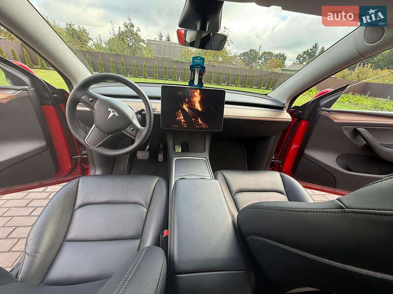 Позашляховик / Кросовер Tesla Model Y 2023 в Львові