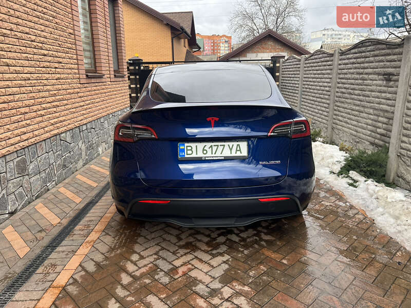 Позашляховик / Кросовер Tesla Model Y 2023 в Полтаві