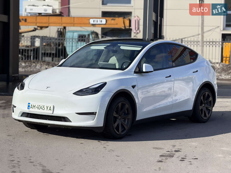 Внедорожник / Кроссовер Tesla Model Y 2023 в Коростене