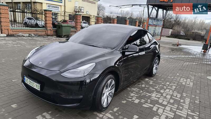 Tesla Model Y 2022 Tesla Model Y 2022