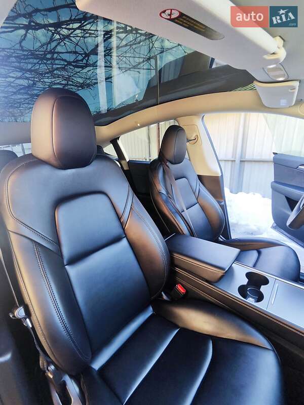 Внедорожник / Кроссовер Tesla Model Y 2023 в Борисполе