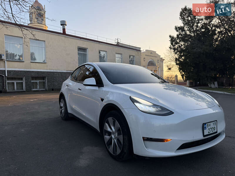 Позашляховик / Кросовер Tesla Model Y 2021 в Одесі фото 2 Позашляховик / Кросовер Tesla Model Y 2021 в Одесі