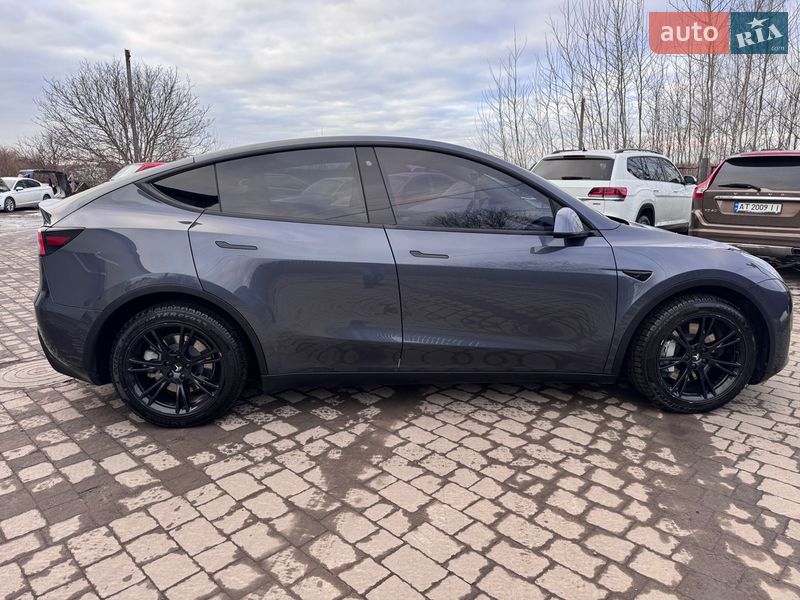 Внедорожник / Кроссовер Tesla Model Y 2020 в Ивано-Франковске