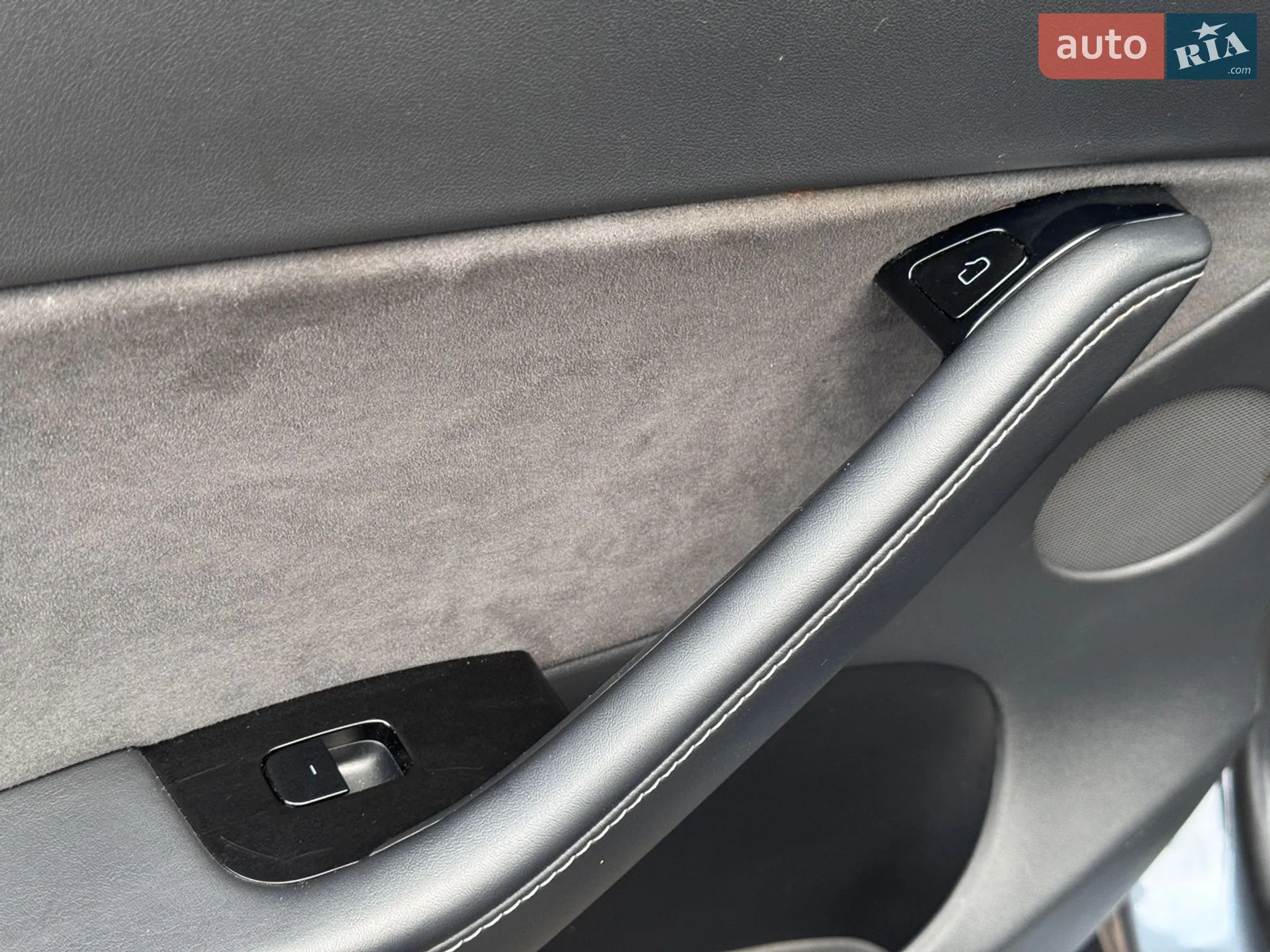 2020 Tesla Model Y - мініатюра 40