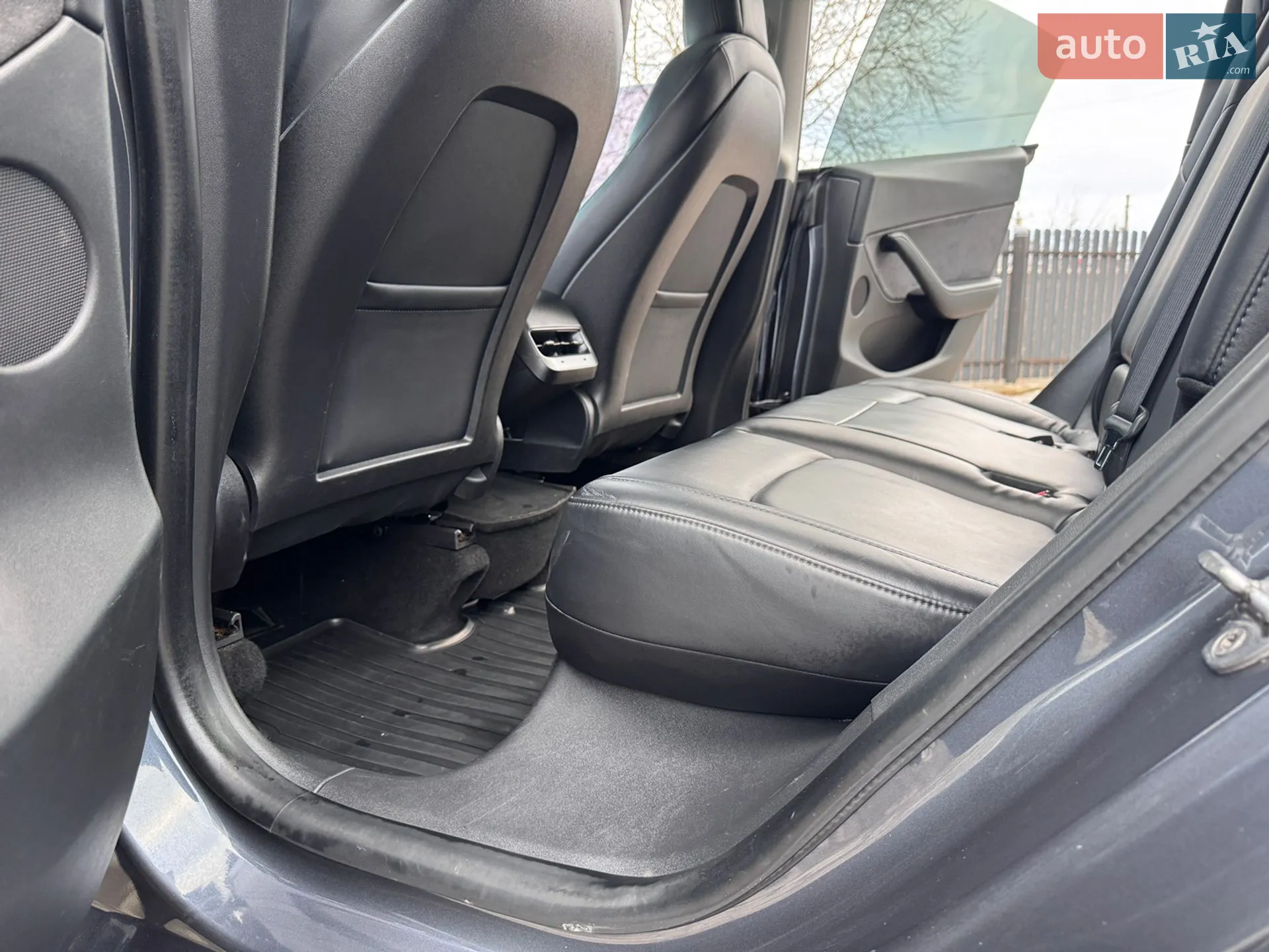 2020 Tesla Model Y - мініатюра 42