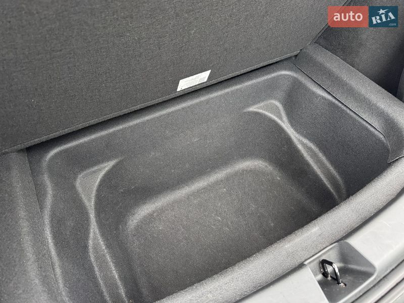 Внедорожник / Кроссовер Tesla Model Y 2020 в Ивано-Франковске