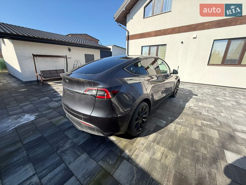 Внедорожник / Кроссовер Tesla Model Y 2024 в Староконстантинове
