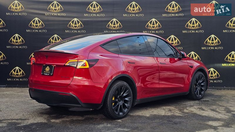 Позашляховик / Кросовер Tesla Model Y 2022 в Києві