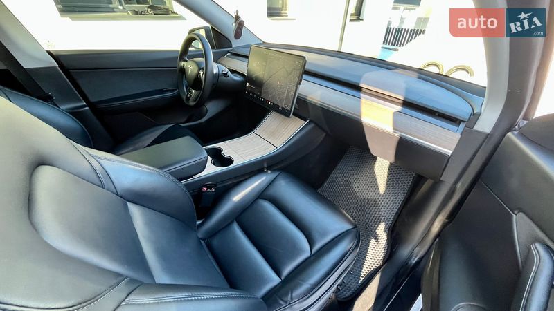 Позашляховик / Кросовер Tesla Model Y 2020 в Білій Церкві