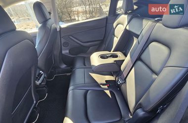 Позашляховик / Кросовер Tesla Model Y 2021 в Тернополі