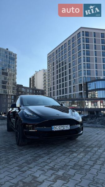 Tesla Model Y 2024 Tesla Model Y 2024